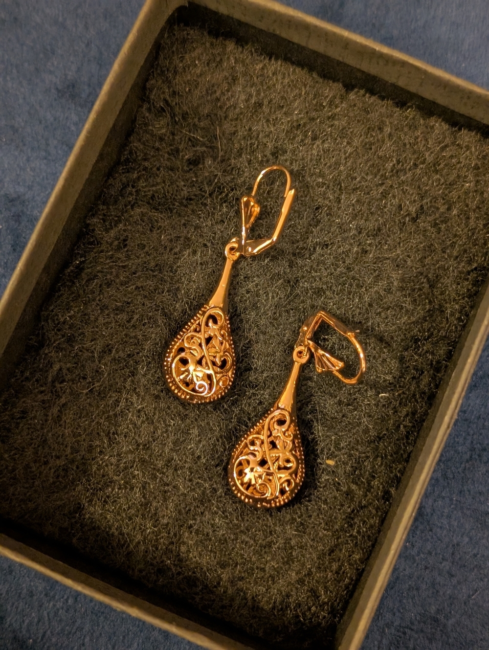 Elegant Filigree Teardrop Dangle Earrings - Rose Gold Tone